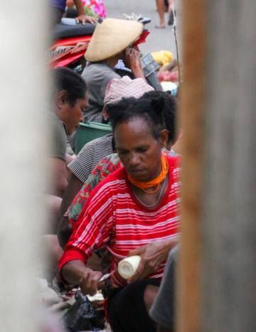 Perempuan Papua dan Peran Ekonomi ( foto Dokumentasi Pribadi)