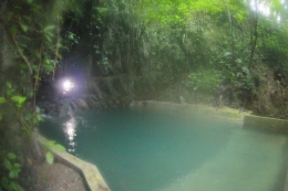 Mulut Gua Dopaan yang menjadi sumber air bersi warga Enggano | dokpri
