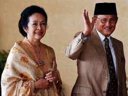 B.J. Habibie dengan Hasri Ainun Besari (Instagram BJ Habibie) | ISTIMEWA