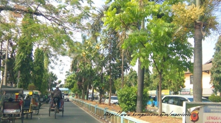 Jalan Venus Raya , Metro SHE , Margahayu Raya, Bandung 