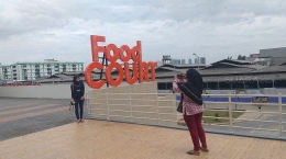 Food Court Pasar Ikan Modern (sumber: www.suara.com)