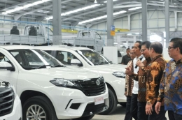 Mobil Esemka yang diproduksi di Boyolali (foto: setkab.go.id)