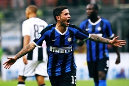 Selebrasi Stefano Sensi usai mencetak gol kontra Udinese dalam laga lanjutan Serie A, minggu (15/09/2019) dini hari. @inter/instagram.