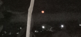 Bulan merah jingga (dokpri)