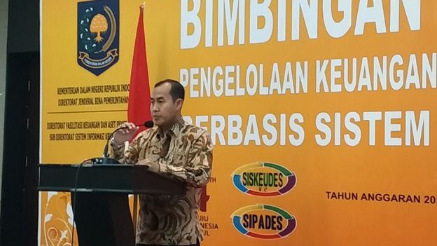Penyampaian kebijakan Sipades oleh Kasi Sistem Informasi Aset Desa Ditjen Bina Pemdes, Suyadi