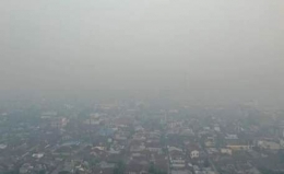Asap menyelimuti Kota Pekanbaru, Riau akibat karhutla 13 September 2019. Dokumen Pribadi