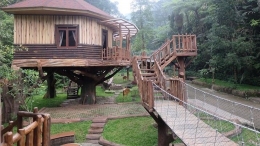 Rumah Pohon Taman Safari Logde (Sumber: https://travel.detik.com/)