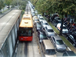 Suasana kepadatan kendaraan di Jakarta (Dokumentasi pribadi)
