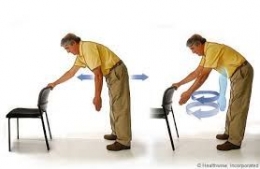 Deskripsi : contoh gerakan pendulum exercise I Sumber Foto : fisioterapi