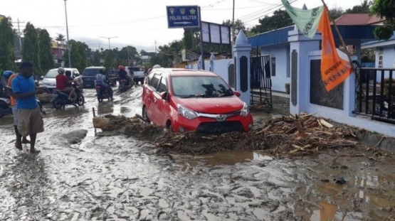 Bencana banjir di Sentani, Papua. Foto: BBC.