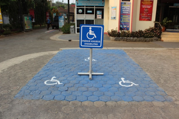 Parkir khusus bagi penyandang Difabel