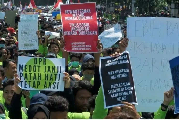Demo Mahasiswa (Foto Antara)