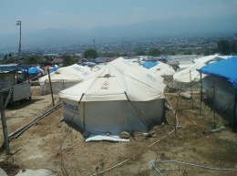 Sebagian korban Likuifaksi masih tinggal ditenda pengungsi menunggu reaalisasi Huntap. Doc Pribadi 