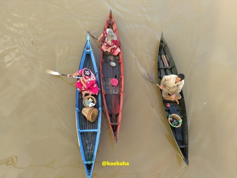 Tradisi Bajukung di Sungai (dokpri)