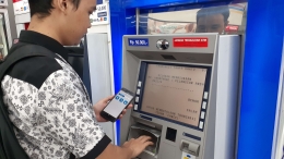 Proses Tarik Tunai Cardless di ATM BCA