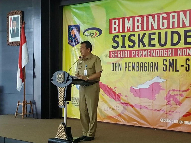 Direktur Fasilitasi Keuangan dan Aset Pemerintahan  Desa, Drs. Benni Irwan, M.Si. MA., Dok : Makmur Sumarsono