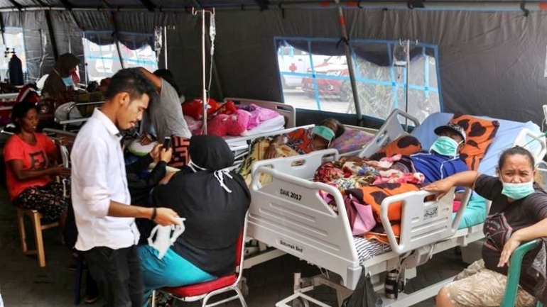 Suasana di salah satu tenda pengungsian korban gempa bumi Ambon (doc. Al Jazeera/ed.Wahyuni)