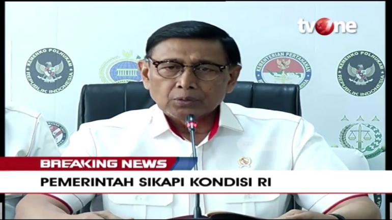 Menko Polhukam, Wiranto memberikan pandangan sikapi kondisi bangsa. (sumber: TVOne)