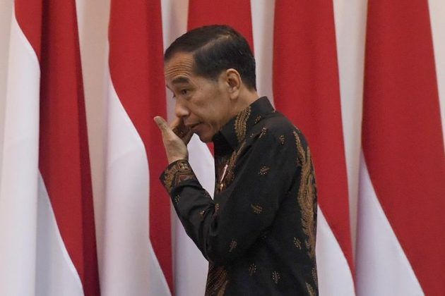 Ikustrasi Presiden RI Jokowi sedang bimbang | Dokumen Nawacitapost.com