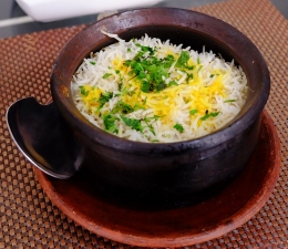 nasi biryani sebelum diaduk