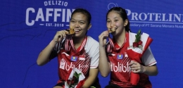 Siti Fadia Silva (kiri) dan Ribka Sugiarto, jadi juara di Indonesia Masters Super 100 di Malang pada akhir pekan kemarin. Keduanya bisa menjadi ganda putri masa depan Indonesia/Foto: badmintonindonesia.org