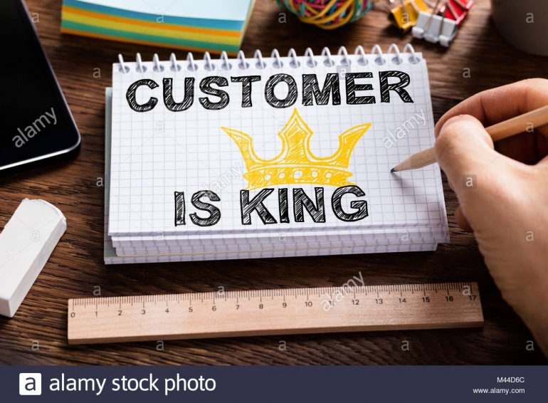 Customer is the king | Sumber gambar: alamy.com