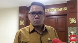 Arteria Dahlan (CNN Indonesia/Mesha Mendiami)