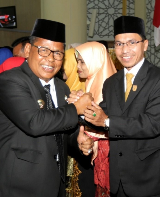 Walikota Banda Aceh Aminullah Usman dengan Ketua DPRK Banda Aceh Farid Nyak Umar (Doc Humas Pemko Banda Aceh)