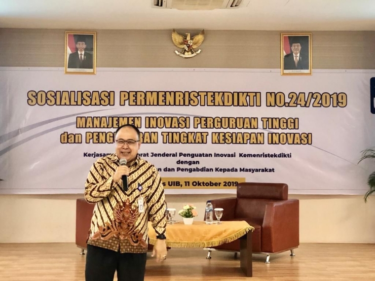 Paparan Dr. Wihatmoko tetang Permenristek nomor 24 tahun 2019. (Sumber: Pribadi)