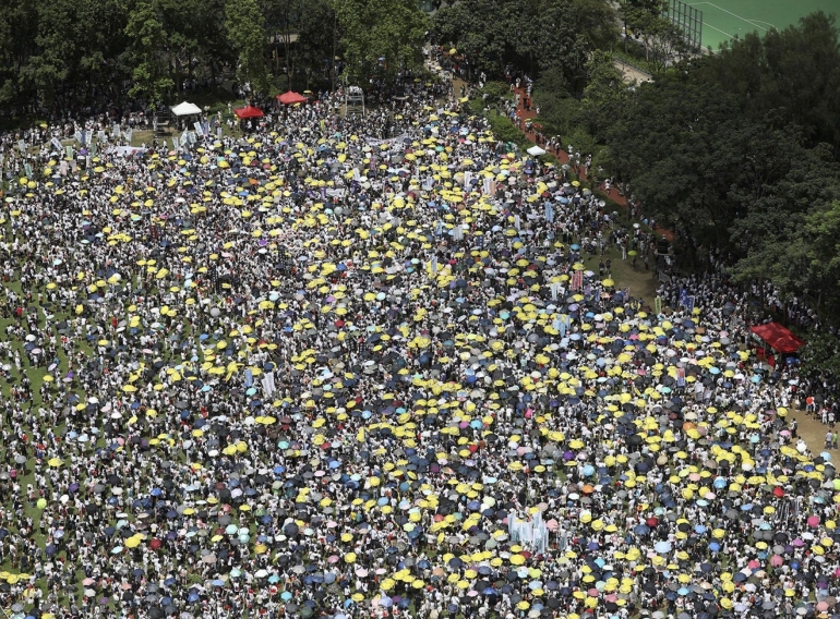 Demo Hong Kong (Foto: Straittimes.com)