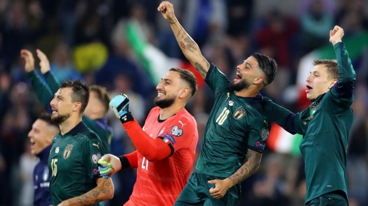 Timnas Italia, berhasil bangkit dari kegagalan. Dua tahun lalu gagal lolos ke Piala Dunia, kini lolos cepat ke Piala Eropa 2020/Foto: eurosport.co.uk 