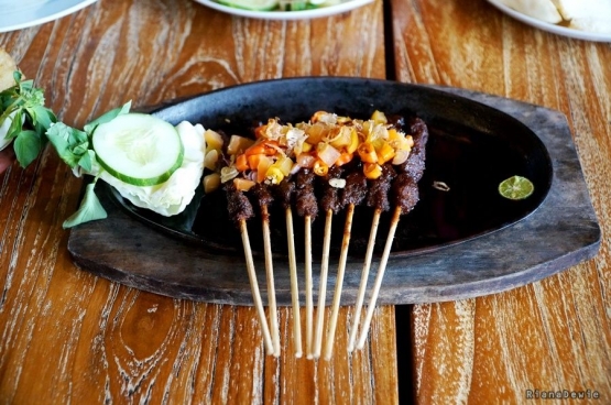 Menu Sate (Dok.Pri)