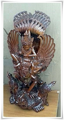 Patung Garuda Wisnu Kencana yang lengkap (Dokpri)