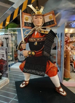 Dokumentasi pribadi Koleksi Geisha2 dan Samurai Jepang ku, yang kupamerkan di pameranku tema Jepang