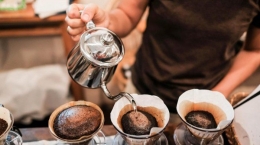 Semakin banyak penggemar kopi di era milenial (Sumber gambar: Travel Tribun News)