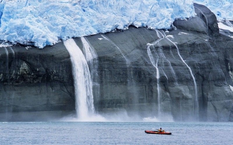 Gletser yang mencair | wallpapermemory.com 