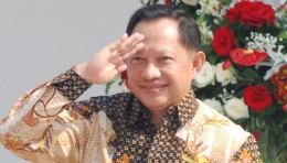 Menteri Dalam Negeri Tito Karnavian. Sumber: postkotanews.com