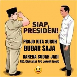 Meme pembubaran relawan Jokowi, Projo (detik.com/ projo). 