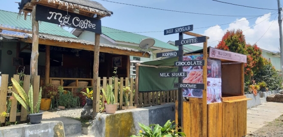 MJJ Coffee di Kawasan Relokasi Siosar binaan Pdt. Rocky Marchiano Tarigan (Foto: dokpri)