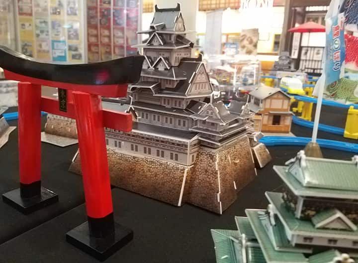 Castle Himeji dengan  torii merah nya, dalam diorama | Dokumentasi pribadi