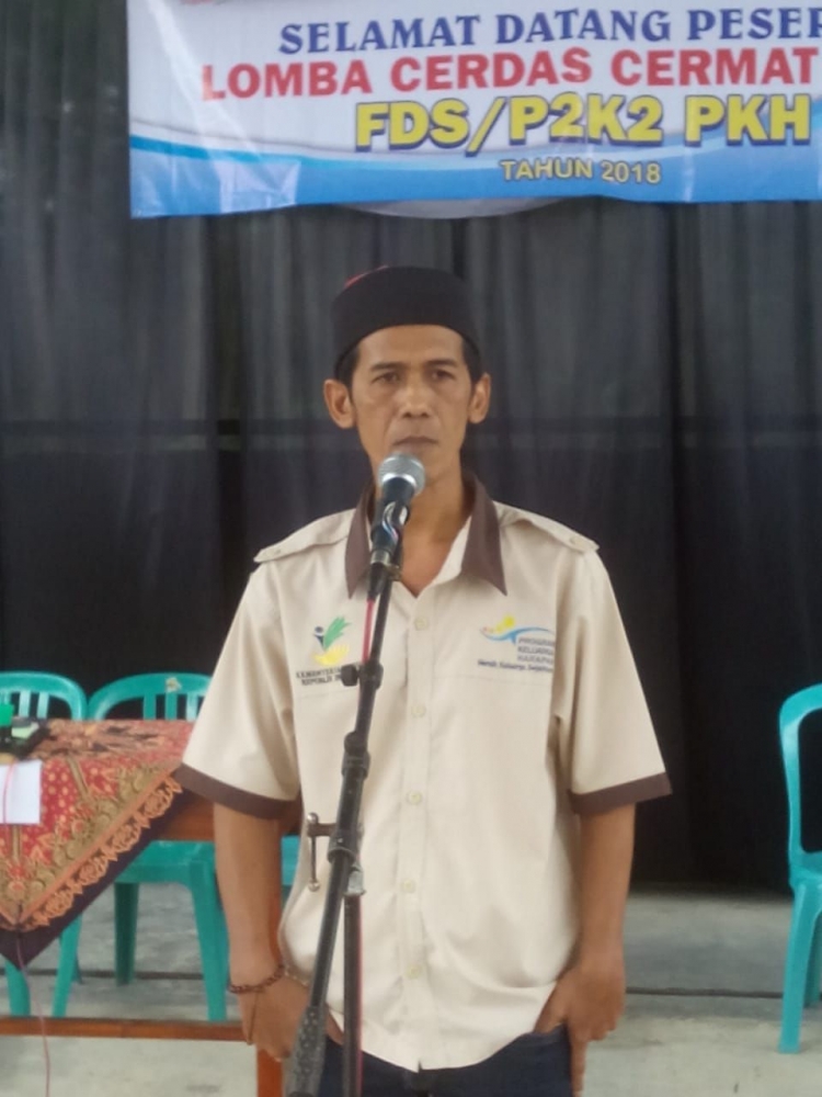 M. Zaenal Arifin Ketua Panita LCC P2K2/FDS PKH Desa Wonodadi Kec. Wonodadi 