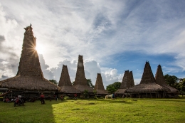 Kampung Adat Ratenggaro. Sumber: Jeffrey Sukardi