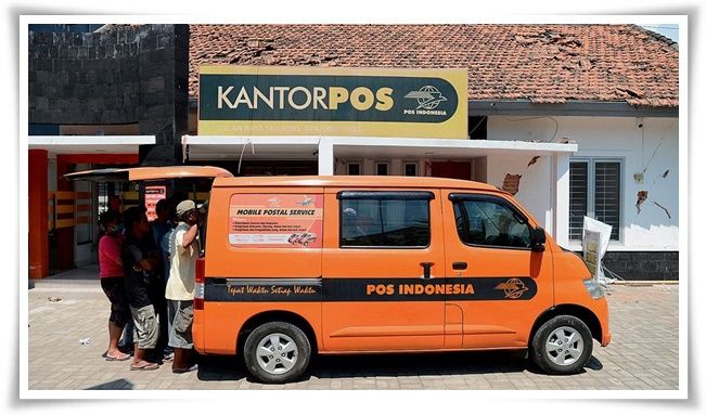 Mobil pos keliling (Foto: kompas.id)