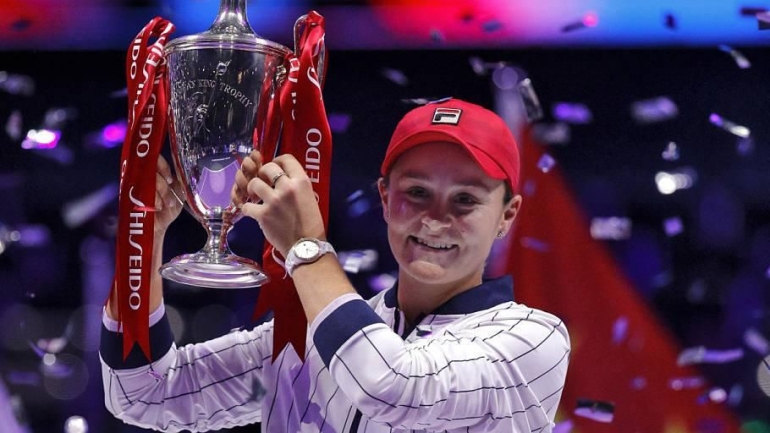 Ashleigh Barty, jawara WTA Finals 2019 (sumber: Firstpost.com)