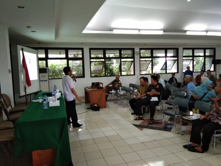 Sosialisasi disampaikan Kasatpel Admindukcapil Wijayakusuma