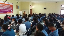 Belajar usaha melalui aplikasi upaya mendorong kewirausahaan  mahasiswa Unwika, Kupang