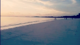 sunset di pantai Ngurbloat