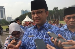 Gubernur DKI Jakarta, Anies Baswedan di Monas, Jakarta Pusat, Senin (28/10/2019).(KOMPAS.com/CYNTHIA LOVA)