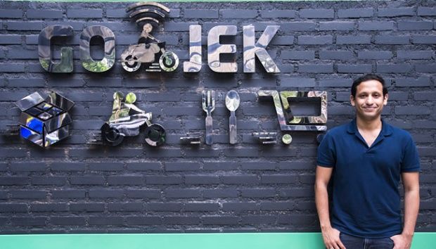 Pendiri dan CEO GO-JEK, Nadiem Makarim berpose di Kantor GO-JEK (dok. ANTARA/Widodo S. Jusuf) 