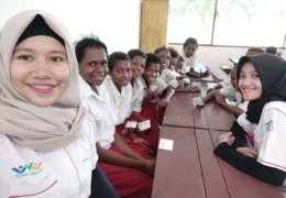 Foto : Edukasi hidup sehat oleh tenaga Nusantara sehat puskesmas Naukenjerai Kab. Merauke prov. Papua (dokpri).